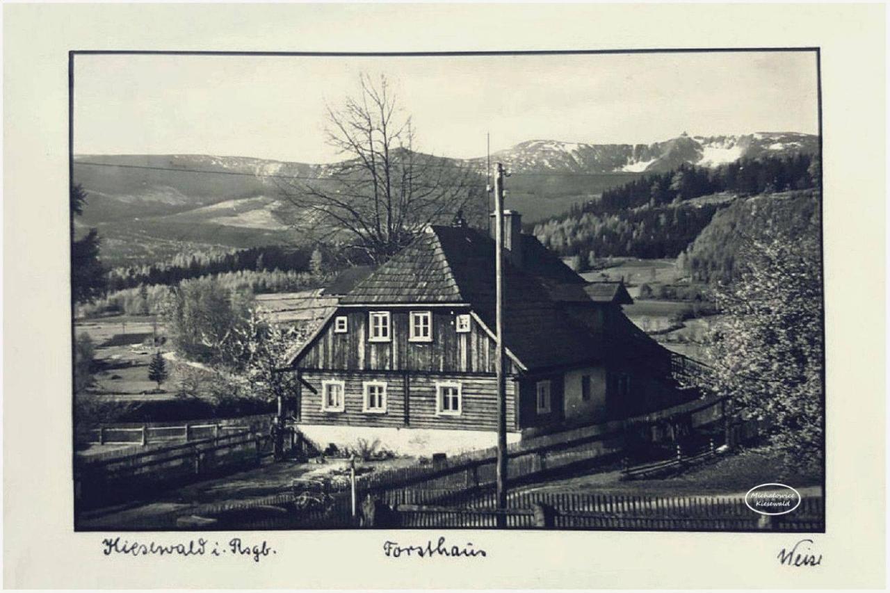 Lesniczowka Villa Jagniatkow Exterior photo